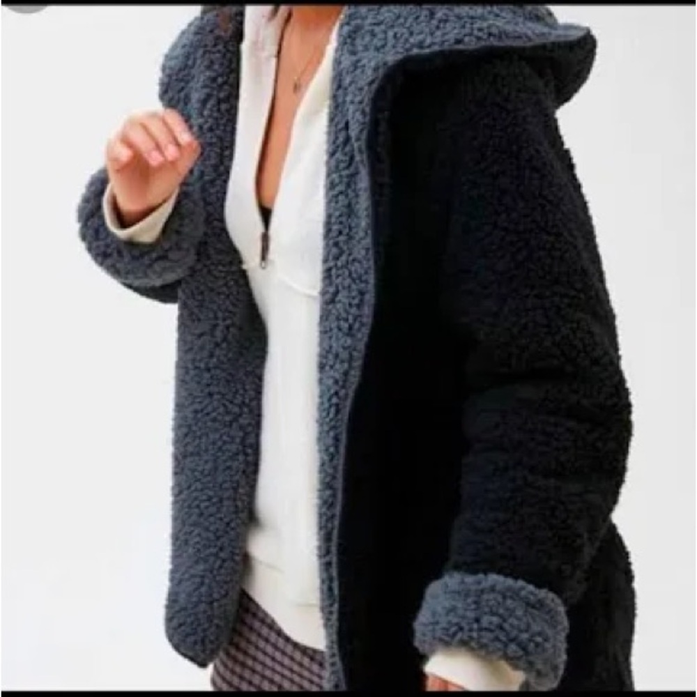 Bdg Carmella Teddy Jacket - image 2